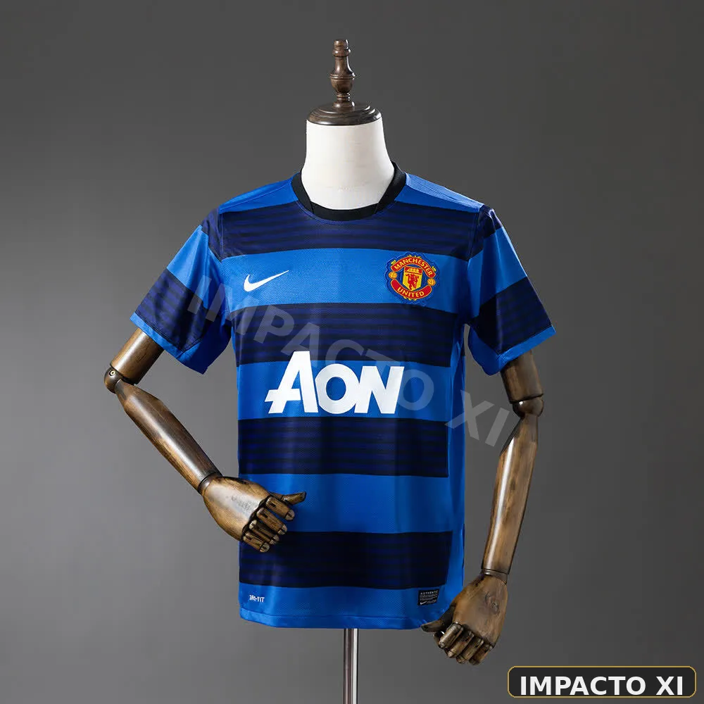 Camiseta retro Manchester United visitante 2011/12