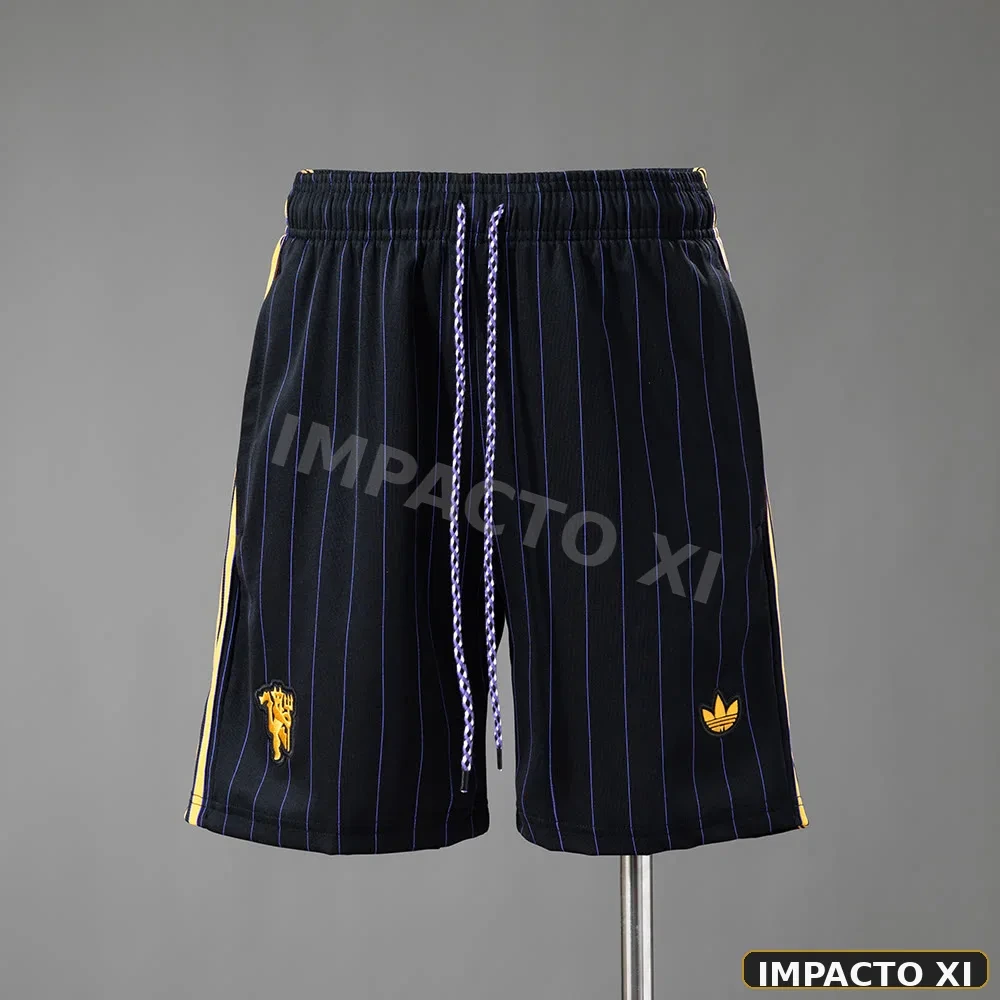 Pantalón corto lifestyle Manchester United · Terrace Icons · Black