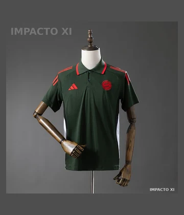 Polo Bayern Múnich 2025/26 · Verde oscuro