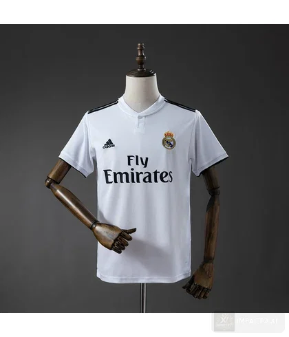 Camiseta Real Madrid equipación local 2018/19 · Retro
